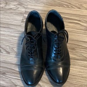 Black laced mini boot shoe